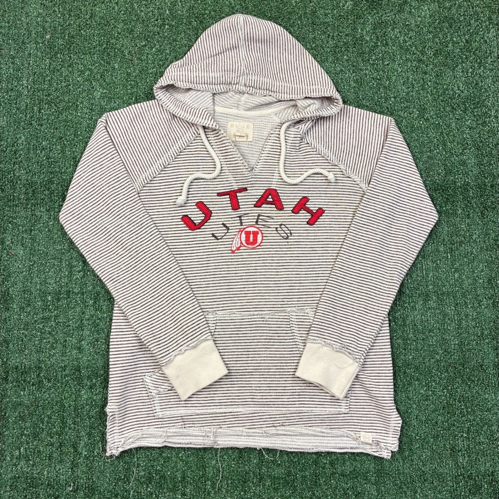 Vintage University of Utah Utes Embroidered Graphic Hoodie